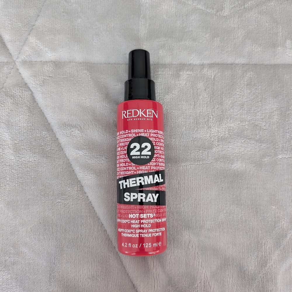 Free with purchase Redken Thermal Spray